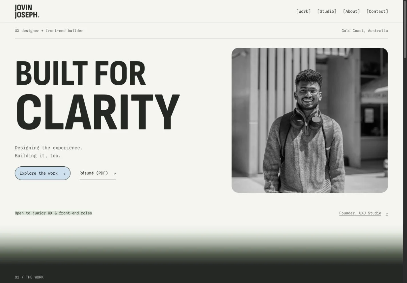 Actual portfolio homepage with the same two-column introduction, portrait and actions